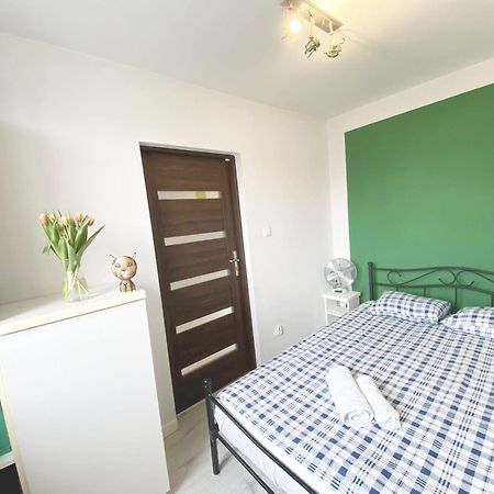 3Rooms-Balcony-Pkp - Deerrest Apart Wrocław Exteriör bild
