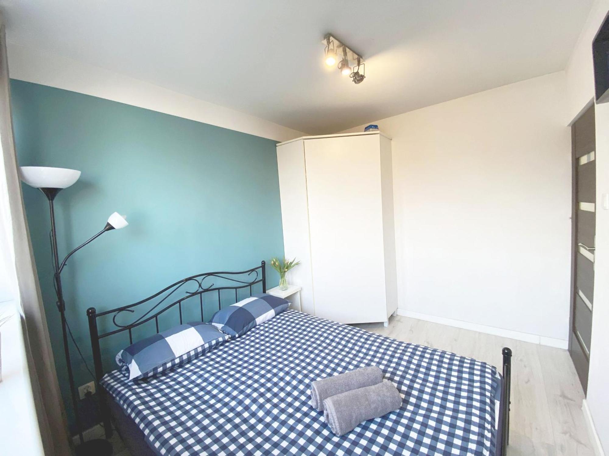 3Rooms-Balcony-Pkp - Deerrest Apart Wrocław Exteriör bild
